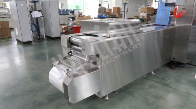 Термоформовочная машина HVR-420A (220*76.8*50 мм; 300*76.8*50 мм; вод.охл., газ., этикетировщик)
